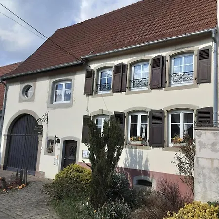 Bim Cathele Bed & Breakfast 3*